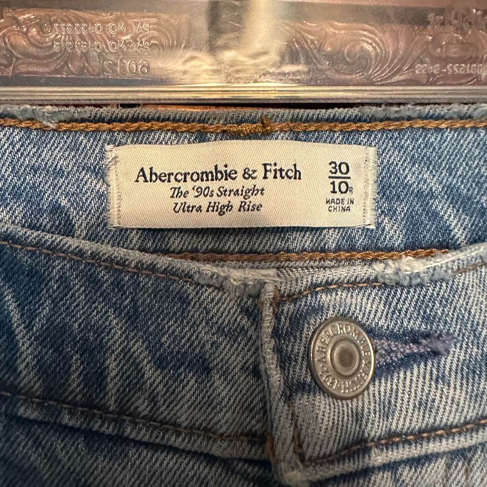 A&F Jeans - Picture 6 of 6